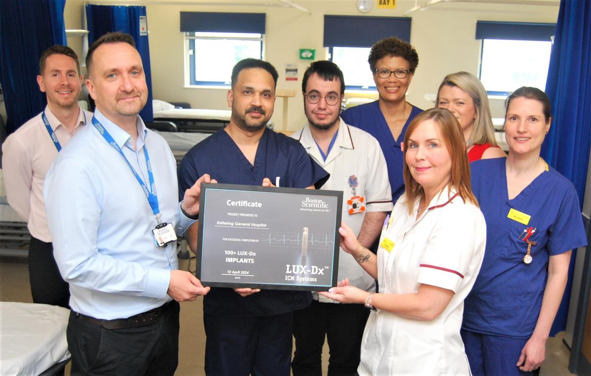 ardiac Loop Recorder 1st 100 Jon Holton Boston Scientific to Leanne Kelly Prinicipal Cardiologist and team